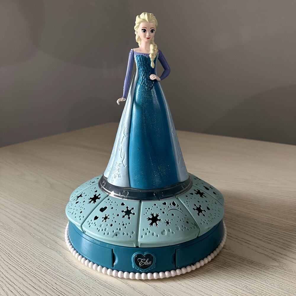 Peachtree Playthings Frozen Elsa Music Box Singing Trinket 2015